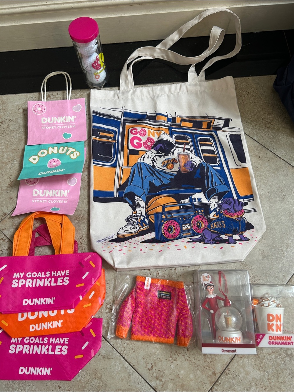 L.L. Bean Pink & Orange Dunkin cup sweater Plus Huge Merch Bundle!!